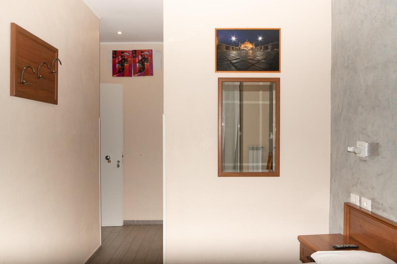 Parri Silton Hotel Rome Bagian luar foto