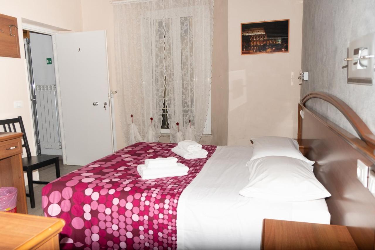 Parri Silton Hotel Rome Bagian luar foto